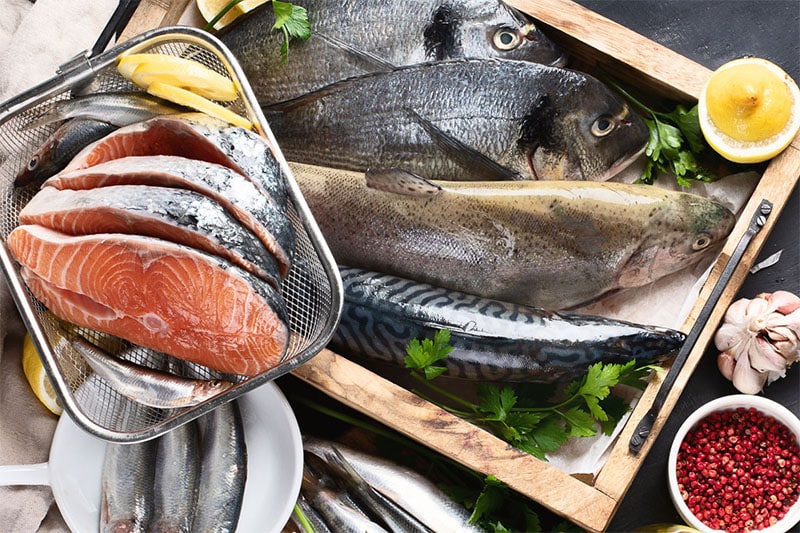 Thực phẩm giàu Omega 3 có trong các loại cá và hải sản
